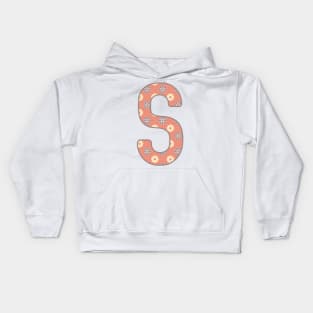 MONOGRAM LETTER S PINK FLORAL TYPOGRAPHY DESIGN Kids Hoodie